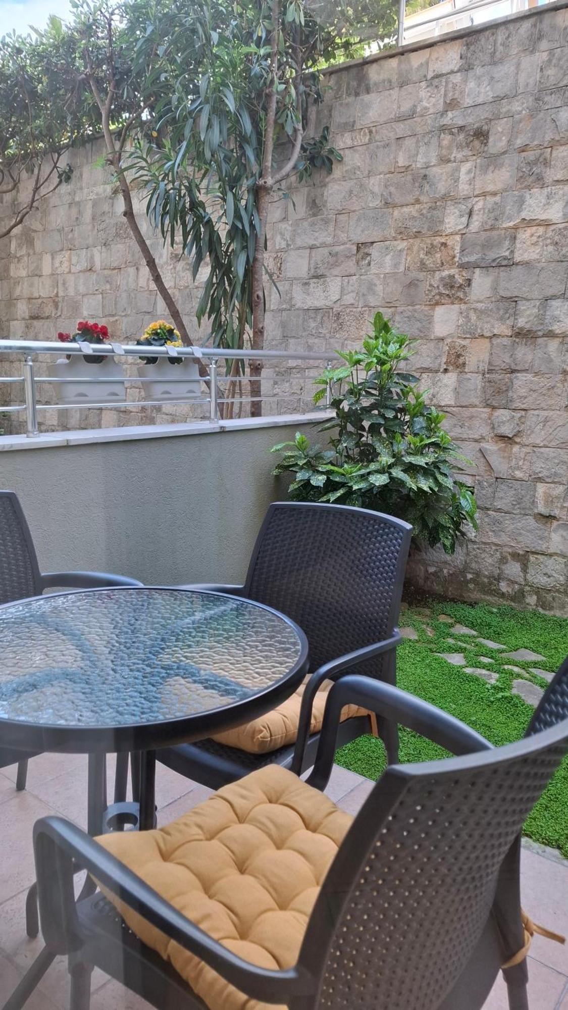 Apartman Stijepcic Херцег Нови Екстериор снимка